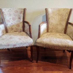 Early American Vintage Tub Chairs