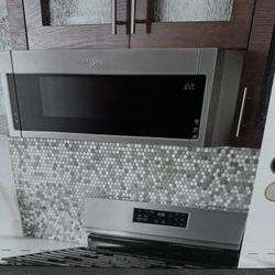 Microwave Brand New 