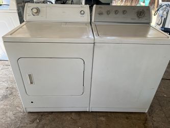 Washer And Gas Dryer Brand Whirpool Heavy Duty Everyting Works Well With A 2 Months Guarantee 