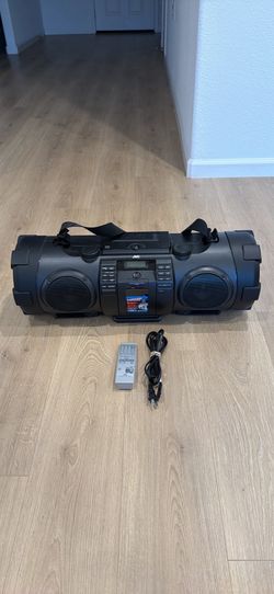 JVC RV-NB52 Kaboom boombox
