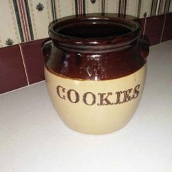 Monmouth Cookie Jar