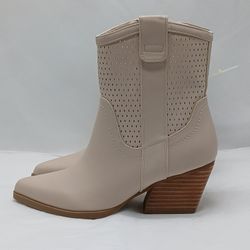 Dolce Vita Kirby Ankle Boot Women's 6 Beige Western Shoes Faux Leather Cowgirl