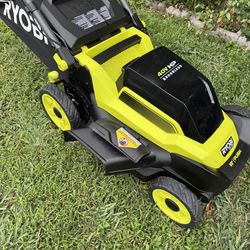 NEW IN AN OPEN BOX RYOBI 40 V HP Hi Performance Advanced Technology 20" INCH BRUSHLESS PUSH MOWER, MORE POWER THAN 150 cc GAS MOWER. VERY LIGHT AND QU
