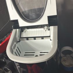 Ice Maker