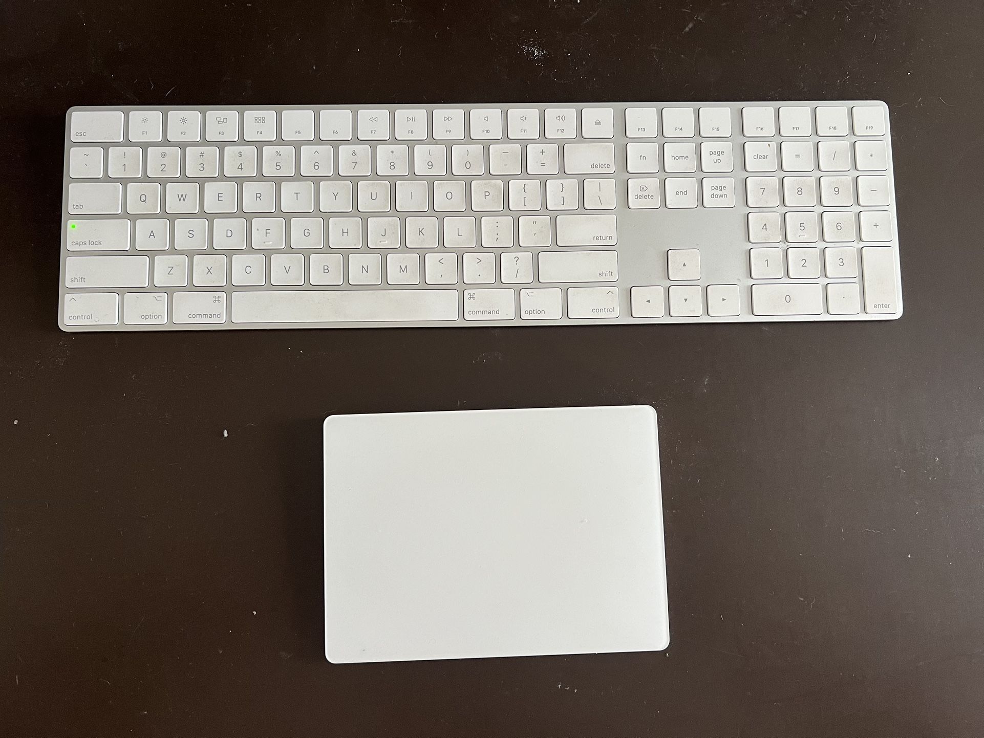 Apple Magic Keyboard + Magic Trackpad 2 – Wireless, Rechargeable, Excellent Condition