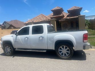 2011 gmc z71