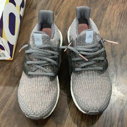 UltraBOOST grey