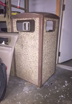 Commercial trash can for Business