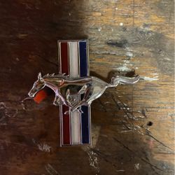 Ford mustang emblem