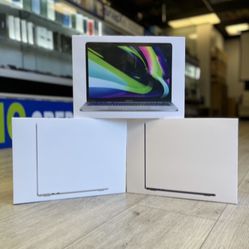 MacBook Air M2 Chip & MacBook Pro M2 Chip Available 