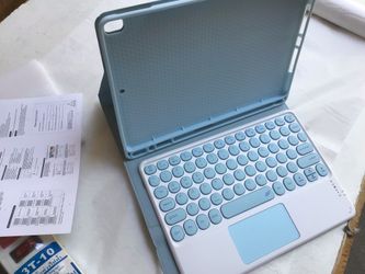 Keyboard Case for Ipad 10.2" 9Th 8Th 7Th Generation, with Detachable Bluetooth. NON BACKLIT. Rechargeable.