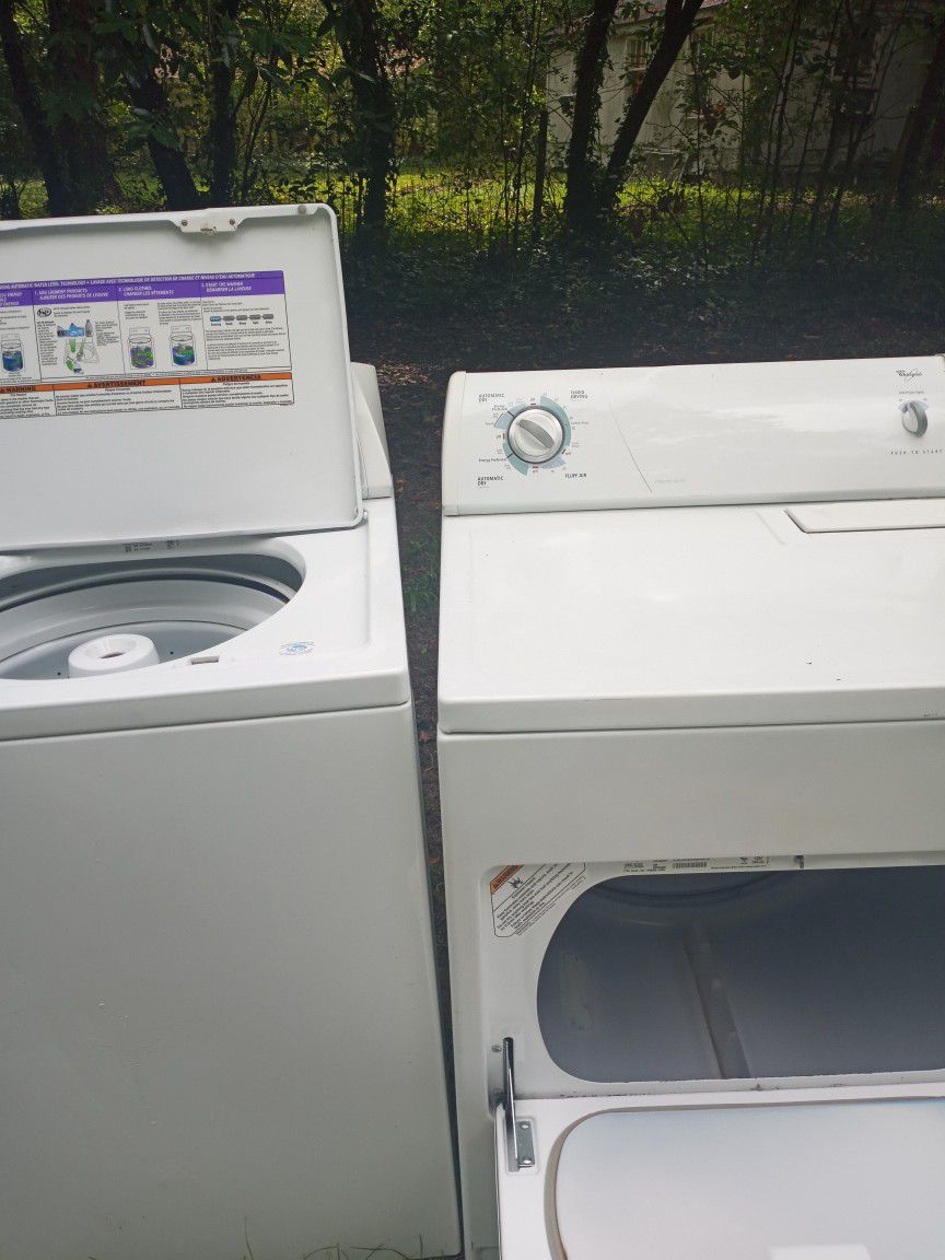 Whirlpool Washer And Dryer Matching Set 