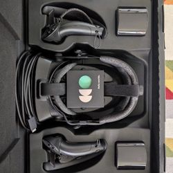 Valve Index VR Headset Kit - Full Box