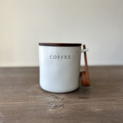 Ceramic Coffee Canister with Wooden Lid & Scoop – Minimalist Farmhouse Style