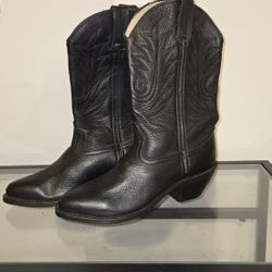 Black Cowgirl Boots