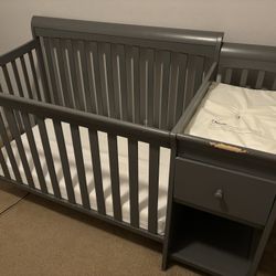 Delta 4 In 1 Crib With Changing Table  & Mattress