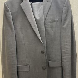 Express Men’s 2-Piece Suit – Light Gray, Slim Fit, Performance Stretch (Large)