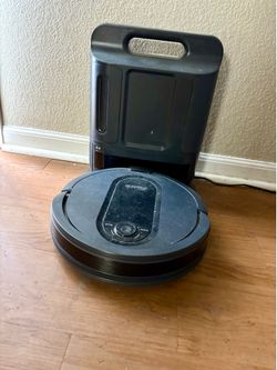 Shark Robot Vacuum