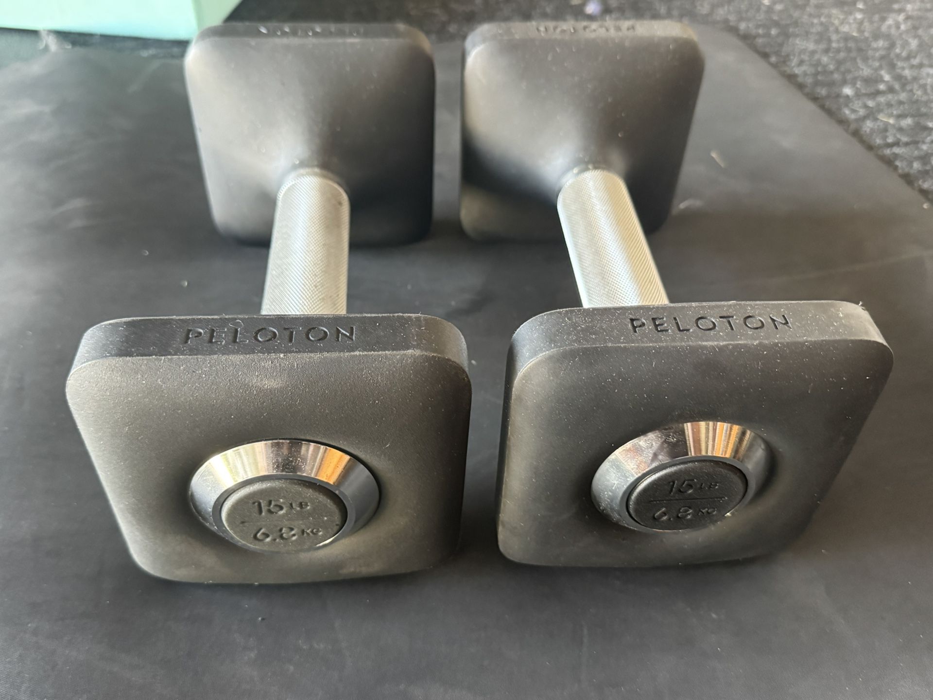 Peloton dumbbells-15 Lbs