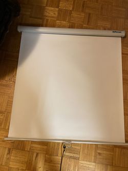 InFocus Projection Screen
