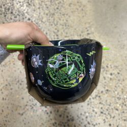 NWT Rick and Morty ramen Bowl set 