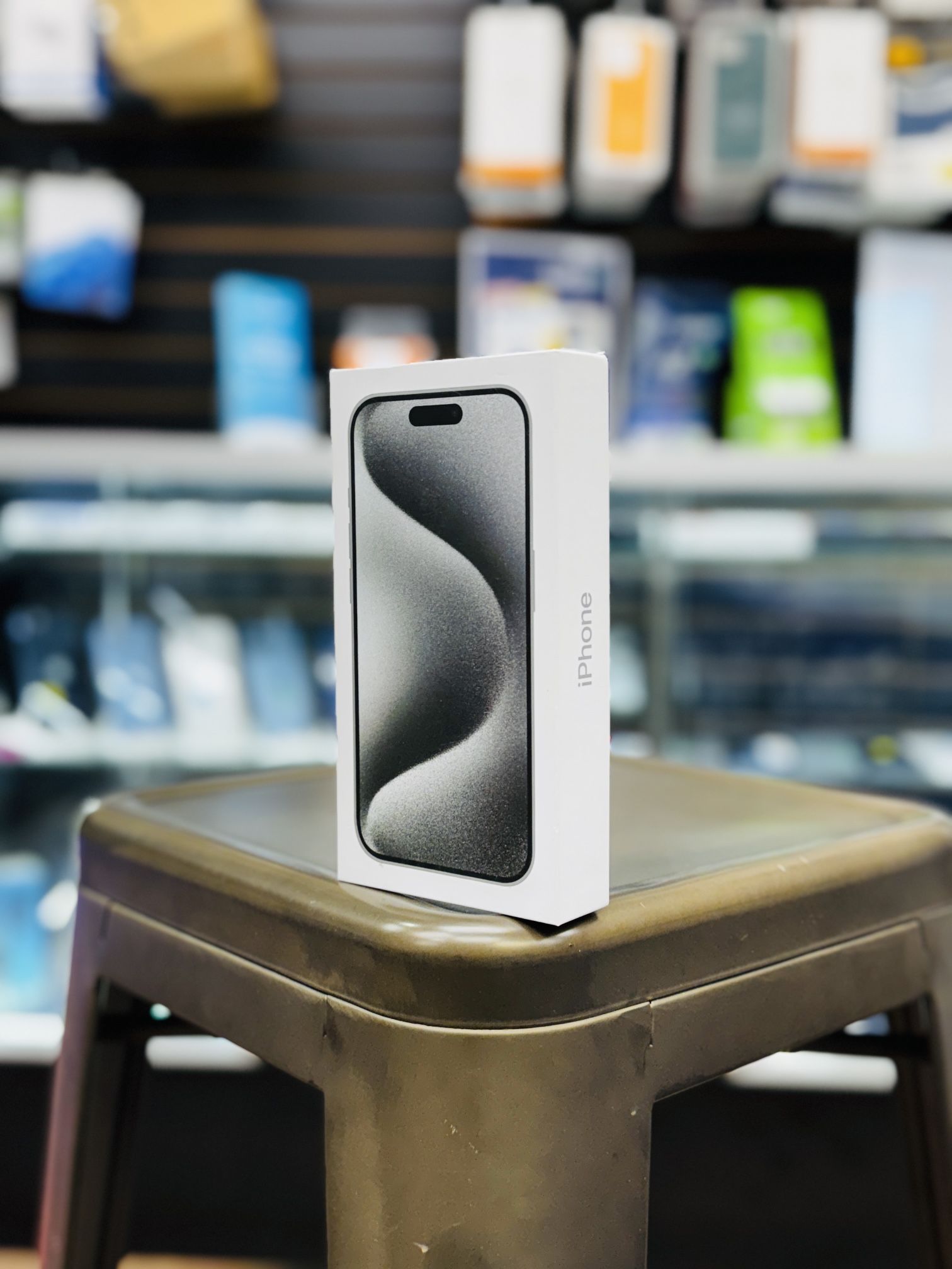 iPhone 15 Pro Max (Factory Unlocked)