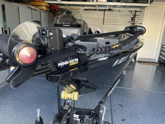 2025 Tracker Pro Guide V16 SC