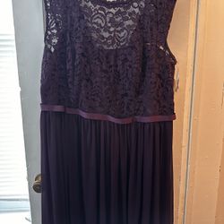 David’s Bridal Size 20