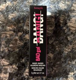 NEW BENEFIT BAD GIRL BANG VOLUMIZING MASCARA $5!