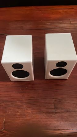 Audio engine 2+ Speakers