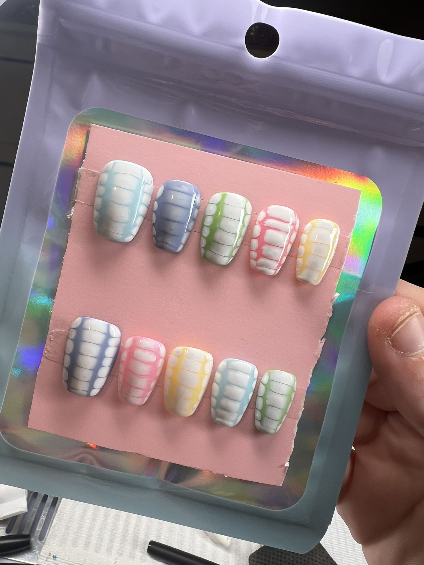 press on nails