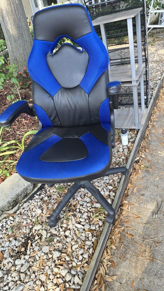 Gaming Chair/ Office Desk/ TV Stand