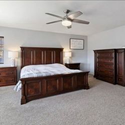 Cherry Wood Bedroom Set (5 pieces)