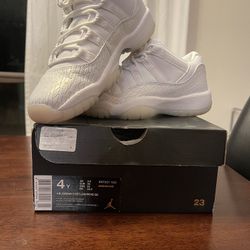 2017 Air Jordan 11 Retro Low