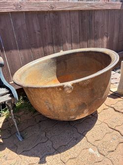 Taking offers 1870’s kettle$250