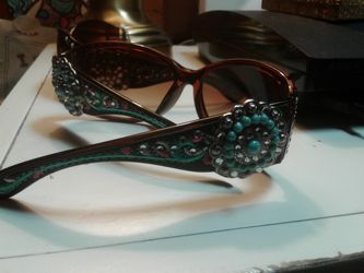 Ladies sunglasses