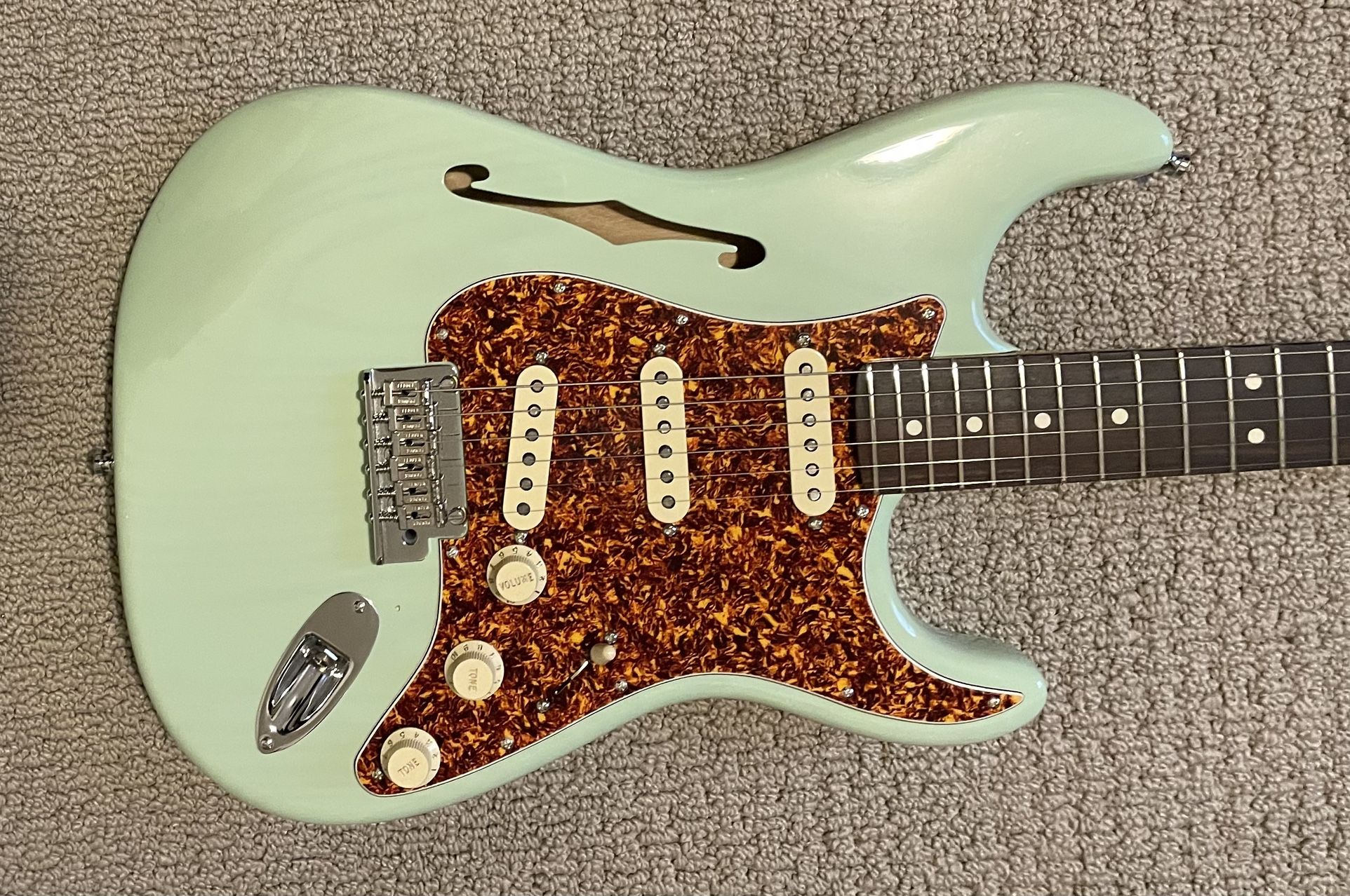 Fender American Pro II Thinline Stratocaster