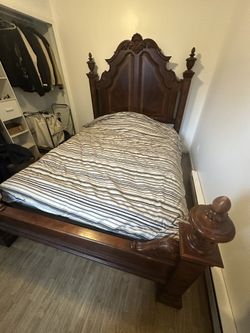 Real Wood Queen Size Bed