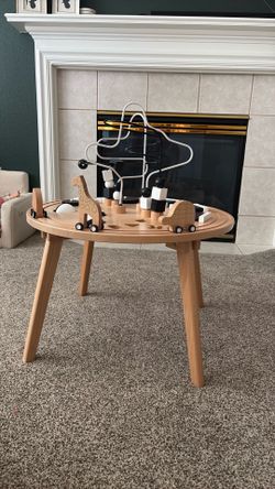 Baby activity table