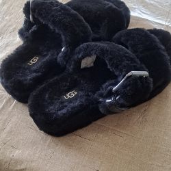 UGG SLIDES US WOMEN SIZE 7