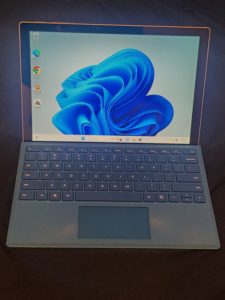 Microsoft Surface Pro 5 Laptop Tablet