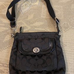 Authentic Coach Cross Bag 