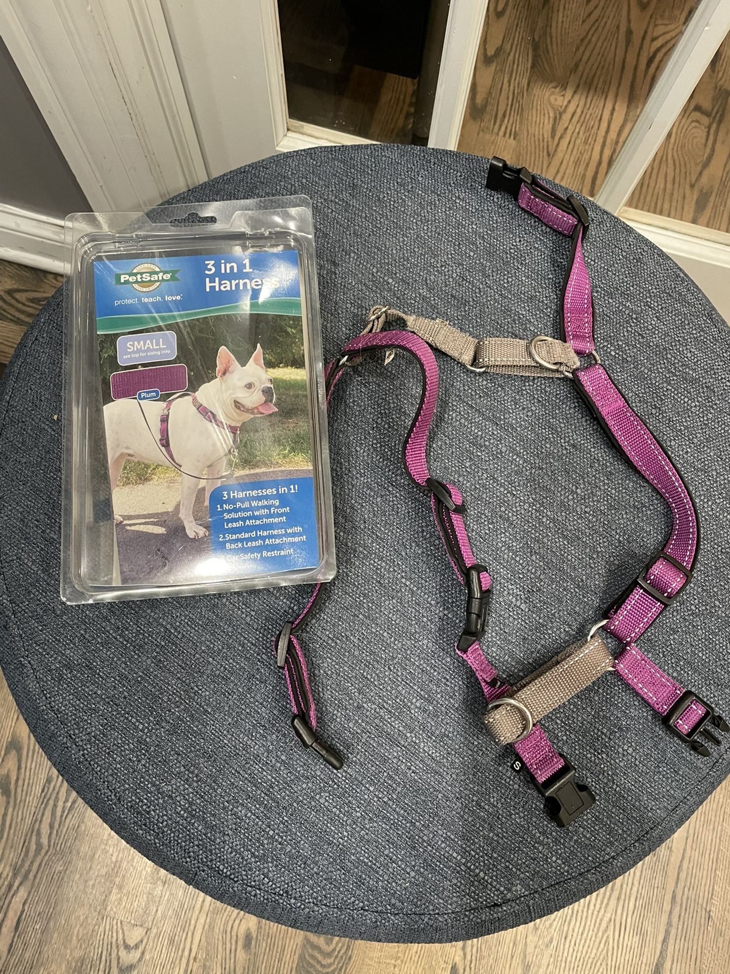 PetSafe 3 in 1 Reflective Dog Harness - Retails For $33