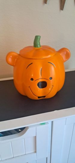 Winnie the pooh pumpkin cookie jar