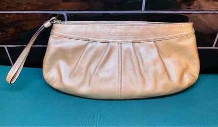 Vintage beautiful gold metallic COACH clutch with detachable wrist strap