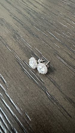 VVS1 Moissanite Earrings