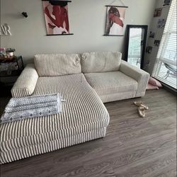 AFW lindyn Sectional