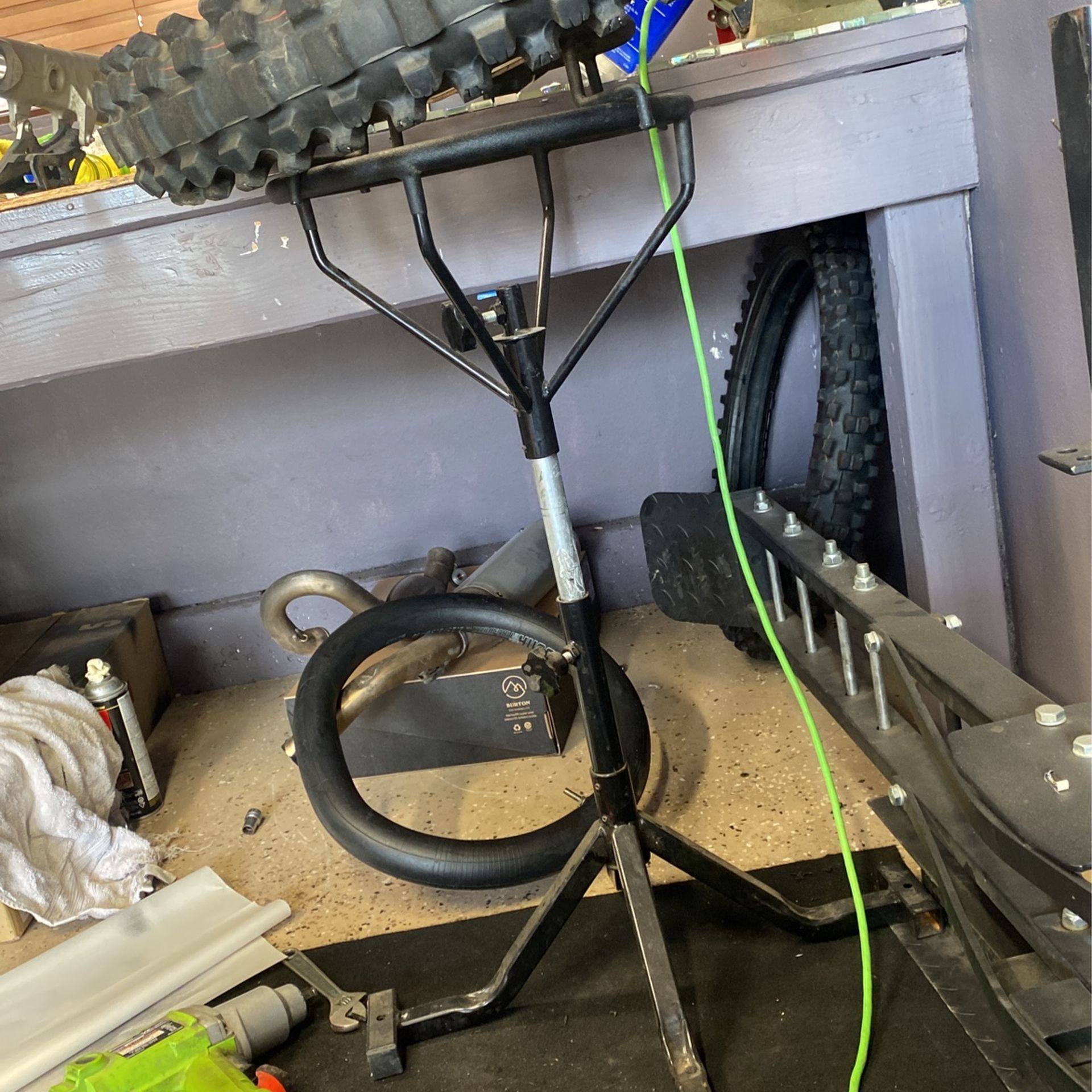 Dirt Bike Tire Changing Stand