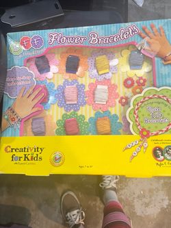 Flower bracelets