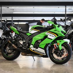 2025 KAWASAKI ZX10R